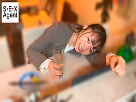 酩酊ゆるふわビッチ～飲酒すると誰でもいいからヤリたくなる尻軽OLと本能剥き出しセックス～　サンプル画像13