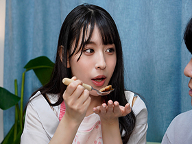 ママの恩返し　事故からかばって両手骨折した僕のために、バブみあるまなつちゃんがママになってくれたよ！岬野まなつ サンプル動画サムネイル