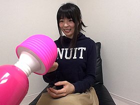 道の駅で働くおねえさん 方言丸出しの地方女子がトロトロに感じさせられてイチャラブセックスをしてしまう！ サンプル動画サムネイル