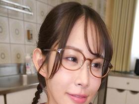 バイト先のメガネで地味なインキャ女子が実は隠れ爆乳で僕に気があり、しかもエロい子だった件、夢のおっぱいプレイで骨抜き！Boin「二羽紗愛」Box2　サンプル画像13