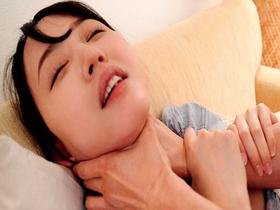 泣きわめく美女９名が肉便器！！中出しレ●プ８時間BEST　サンプル画像02