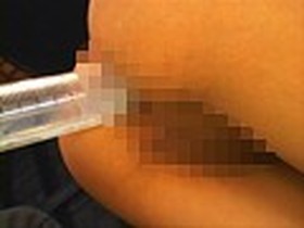 初アナルの前の浣腸逆噴射 5時間20分 サンプル動画サムネイル