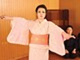 日舞の師匠さん 淫らなAV初出演 桐生舞花　サンプル画像10
