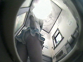 女子トイレ固定カメラ隠し撮り美女限定便所オナニー26人4時間　サンプル画像12