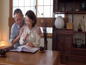 覗き撮られた汗ばむSEX！熟年同士だからこそ燃え上がる禁断の濃密不倫4時間ベスト②　サンプル画像08