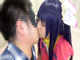 【密着Dキス５P大乱交SEX】140㎝台パイパン美少女レイヤー様が【全員ベロ舐め奉仕＆連続即ハメ中出し】全身ぶっかけキンタマ空っぽになるまでザーメン漬け…他【童貞喪失HOWTOセックス】２本立てSP サンプル動画サムネイル