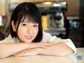 あざと可愛い美少女カフェ店員の小悪魔誘惑 中出し３本番！既婚店長との深夜不倫は残業手当付きません！ 市井結夏　サンプル画像02