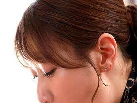 夫不在の自宅エステサロンに性欲モンスター襲来！絶倫キモおぢにクビレGカップ極上ボディーを弄ばれて…連続中出しNTR 若妻エステティシャン 蒼乃美月　サンプル画像05