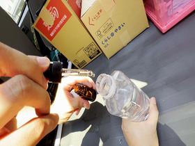 配送スタッフつきまとい眠姦レ◯プキメセク中出し犯行。　サンプル画像01