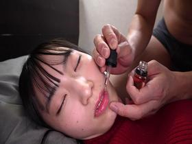 泥酔バイト女子を介抱したがる男たちの実態　4名収録　サンプル画像11