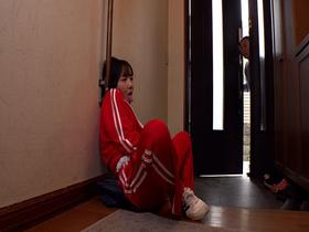 塗られた媚薬が効く前に慌ててオマ○コを洗おうとする女子校生だが…間に合わず無念発情　サンプル画像11