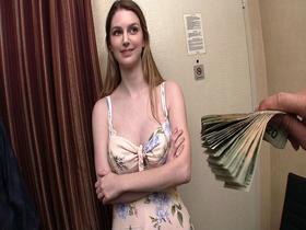 ロスで見つけた完璧な金髪美女バニーって知ってる？潮吹き体質の性格良し子ちゃんなハイスぺ爆美女が日本男子と中出しセックス　サンプル画像04