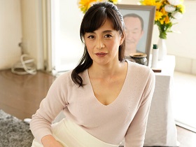 極上熟女　平岡里枝子　サンプル画像01