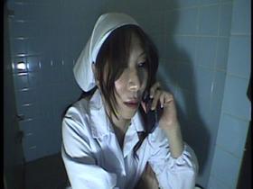 給食センターで働くおばさんのトイレ盗撮 尿検査採取映像2　38人　サンプル画像09