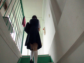 初めての募￥活動で失禁うぶ潮濡らしの貧困女子●生（匿名希望） 佐野ちゃん パイパン/ごっくん/尿道決壊/中出し サンプル動画サムネイル