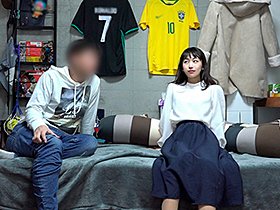 椿井えみ（22）のプライベートえっち盗撮 大人の事情とか気にせず勝手に発売w サンプル動画サムネイル