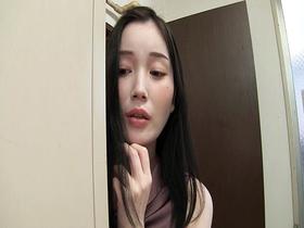 ～僕と彼女の女装レズ日記～ ズボンを汚してしまった僕に女上司が自分のスカートを貸してくれて… ゾクゾクする裏地の感触に思わず勃起してしまい男の娘になってレズられた僕 サンプル動画サムネイル