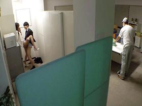 170cmの長身OLを社内痴漢したら…実はむっつりスケベの言いなり娘だったのでそのまま輪姦残業お願いしました！【長身精飲娘・美波さん23歳】　サンプル画像15