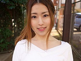 美人すぎる小料理屋の若女将　北野亜希　経営難の店を立て直す為　ＡＶ　ＤＥＢＵＴ　普段は上品だが、いざエッチが始まると自らの快楽の為に騎乗位で腰を打ち付けるド淫乱だった！ サンプル動画サムネイル
