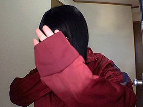 隣に引っ越してきた地味メガネな女子大生は隠れ巨乳（Hカップ）のムッツリ隠れビッチだったので、ちょいと脅して悪戯しちゃいました。 サンプル動画サムネイル