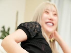 お尻イジメ　サンプル画像03