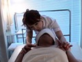 無言作品集39 勃起を黙認してくれてた健全店の美人マッサージ師が突然ニヤニヤ見つめてきて… サンプル動画サムネイル