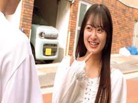 素人女子大生が牛乳を口に含んで⇒おっぱいモミモミ⇒乳首こねくりイキ我慢！我慢出来たら賞金GET！イッたら即ズボ生ハメ生中出しSEX！初めてのチクイキ絶頂で敏感になったザコ乳首を集中責め！口から大量のミルクドッバァーｗ乳首こねくり回しSEXで連続生中出し！ サンプル動画サムネイル