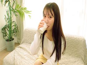 素人女子大生が牛乳を口に含んで⇒おっぱいモミモミ⇒乳首こねくりイキ我慢！我慢出来たら賞金GET！イッたら即ズボ生ハメ生中出しSEX！初めてのチクイキ絶頂で敏感になったザコ乳首を集中責め！口から大量のミルクドッバァーｗ乳首こねくり回しSEXで連続生中出し！　サンプル画像16