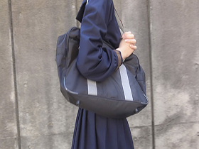 円女交際中出しoK18歳　バイト禁止だから中出ししちゃう高偏差値娘　日向ひかげ サンプル動画サムネイル