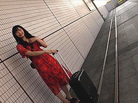 二人きり旅行ドキュメント SNSで話題のモデル級最強スタイル娘 中条カノンと沖縄プライベートセックス旅行　サンプル画像02