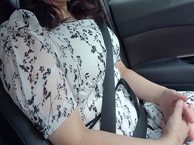 中出しするだけの簡単なお仕事　ばいやややいーんHカップOL　りん２８歳 サンプル動画サムネイル