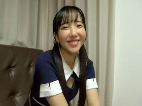 中出し部屋呑みドキュメント　人気急上昇中のナチュラル美少女　美咲音 サンプル動画サムネイル