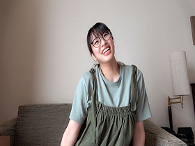 完全プライベート映像　伝説のKカップ爆乳美女・春菜はなちゃんと初めての二人きりお泊まり サンプル動画サムネイル