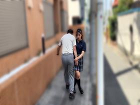 じんかくそうさ洗脳催眠 か弱き女子◯生に全力で体当りするぶつかりおじさんですｗその腐った正義感捻り潰してあげましょう編 春乃るる　サンプル画像03