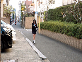 純朴パイパン少●中出し～性癖異常者の猥褻行為～お漏らし地味っ娘なつ サンプル動画サムネイル