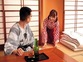 実家の温泉宿でお手伝いするお尻のかわいい一人娘パイパンロ●仲居ふうちゃん　サンプル画像02