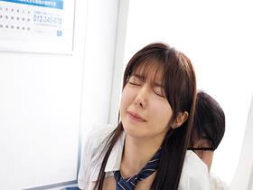 声も出せない恐怖と羞恥サイレント痴漢中出しパイパン●学生まみ　サンプル画像05