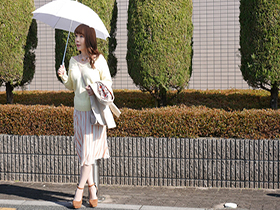 「立ちんぼ妻」　B級熟女　めぐみ40歳 サンプル動画サムネイル