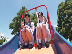 団地ふたりぼっち 妹らら 姉ちびとり パパとママがいない夜に…　サンプル画像06