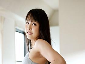 ニューハーフイチャラブベスト1　かわいすぎる男の娘 4人181分 サンプル動画サムネイル